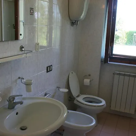 Il Cedro Villa Petrignano Del Lago
